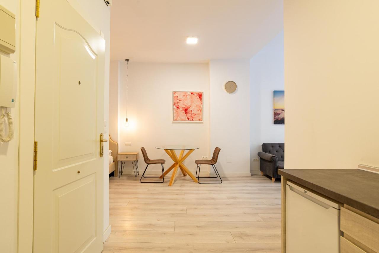 Urbe10 Plaza De La Constucion Premium Loft Daire Málaga Dış mekan fotoğraf